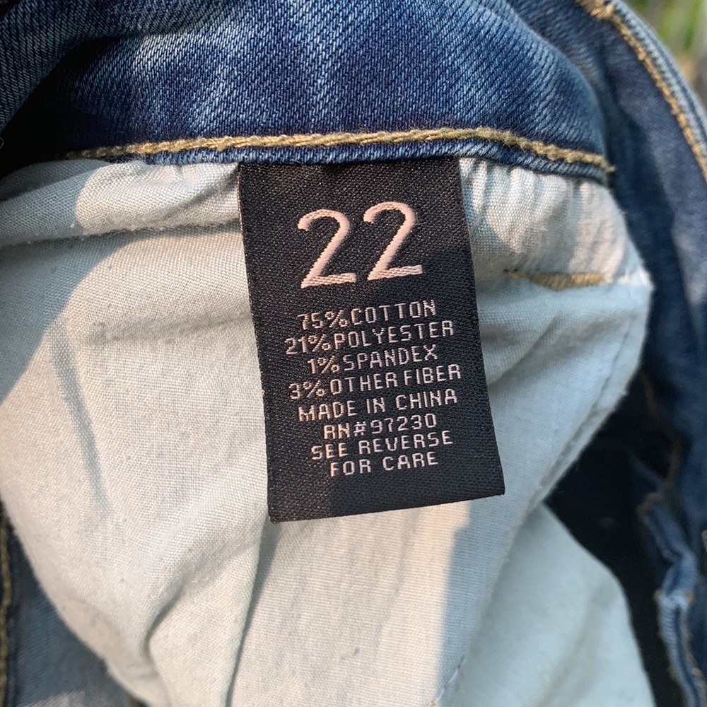 Almost Famous Button Fly Shorts - image 7